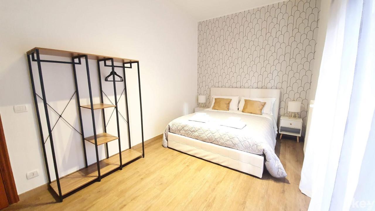 Twin Room Apulia Accommodation - Bari Policlinico Eksteriør billede