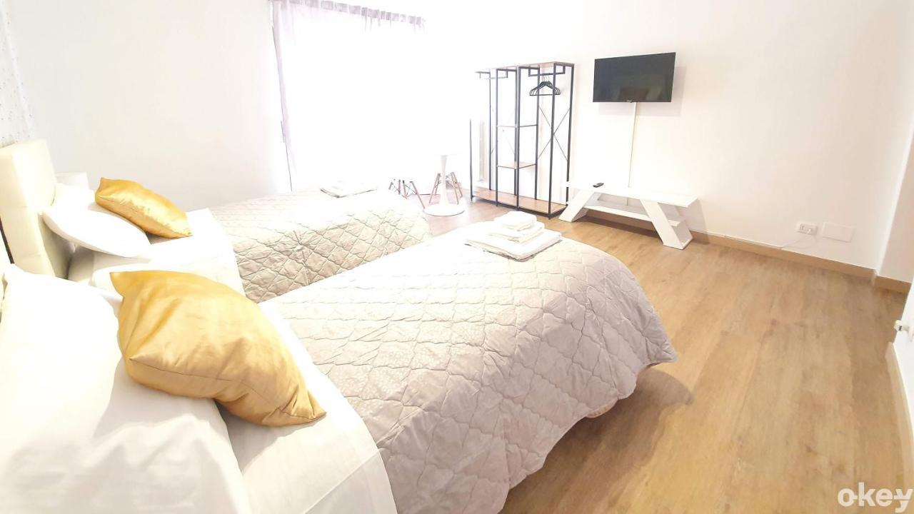 Twin Room Apulia Accommodation - Bari Policlinico Eksteriør billede