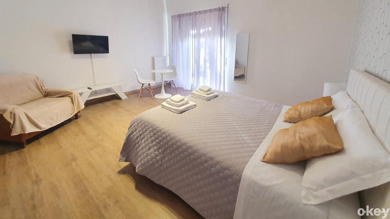 Twin Room Apulia Accommodation - Bari Policlinico Eksteriør billede